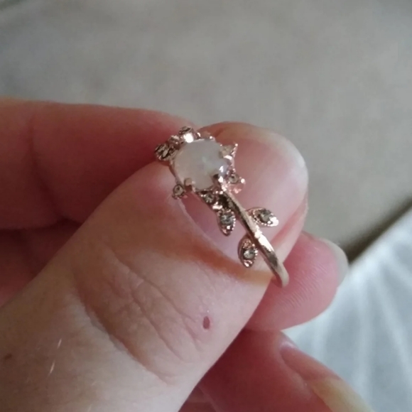 14k Rose Gold Finish Fire Opal Vine Ring sz 9